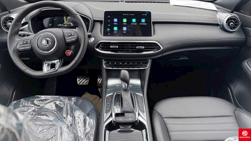 Nội thất MG HS LUX có gì đáng tiền trong tầm giá?